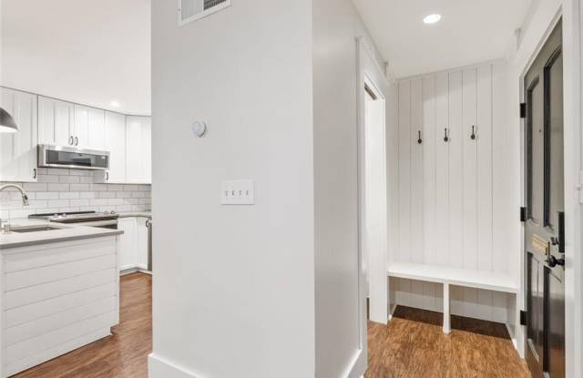 91 Verlaine Place NW Gallery 2