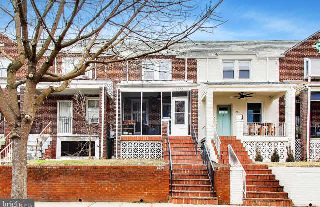 1766 E Street NE photos photos
