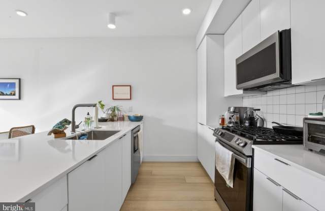 2007 CAMBRIDGE Street unit: 6 photos photos 2007 CAMBRIDGE Street unit: 6 photos photos