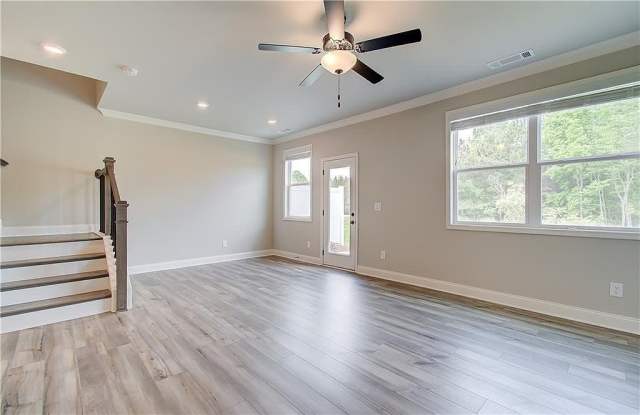 4637 Cypress Landing Way Gallery 2