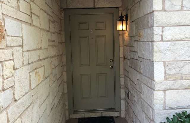 103 Fossil Trl. Gallery 2