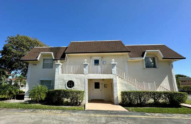 708 SE 2nd Avenue unit: 324 photos photos