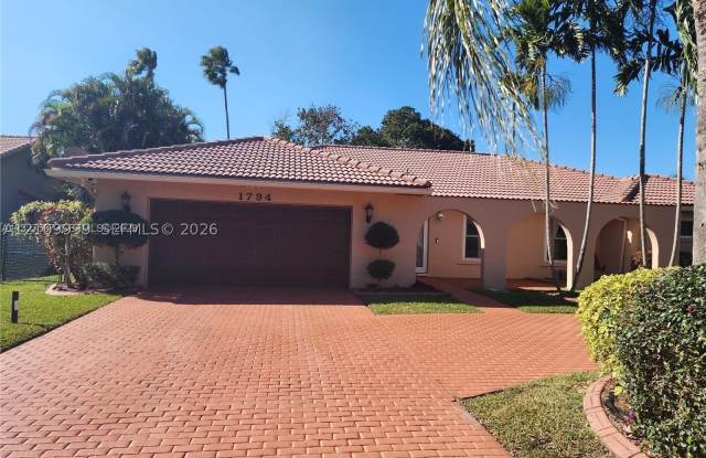 1794 NW 112th Ter Gallery 1