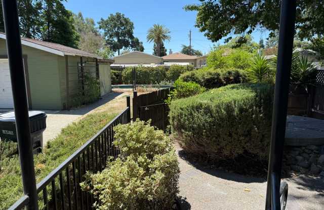 AMAZING APARTMENT DOWNTOWN LIVERMORE...COMPLETELY REMODELED WITH EVERY AMENITY photos photos