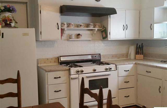 76 Oney Ave 3Bdrm 2Ba $795 Gallery 4