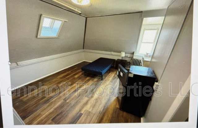 100 Pearl Street - 10 photos photos 100 Pearl Street - 10 photos photos