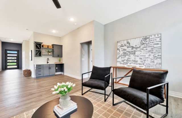 4658 West Emerald Bay Court Gallery 4