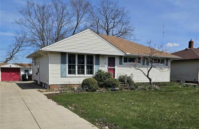 3620 Hetzel Drive - 3620 Hetzel Drive, Parma, OH 44134