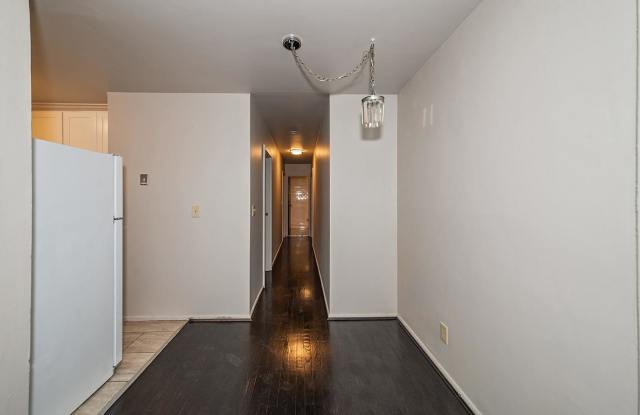 6750 Bramble Avenue Gallery 3