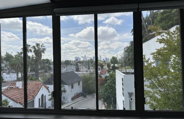 3234 Larissa - 3234 Larissa Drive, Los Angeles, CA 90026 3234 Larissa - 3234 Larissa Drive, Los Angeles, CA 90026