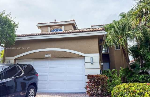 1621 Diplomat Dr photos photos