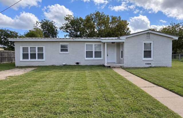 240 Tom Sawyer Street, Evant, Texas 76525 Gallery 1