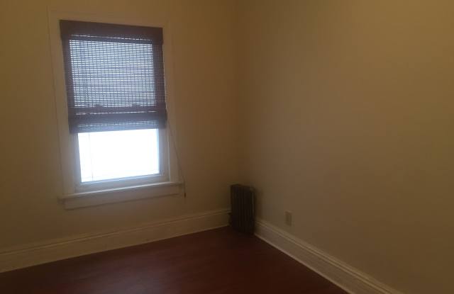 716 Avenue C Gallery 4