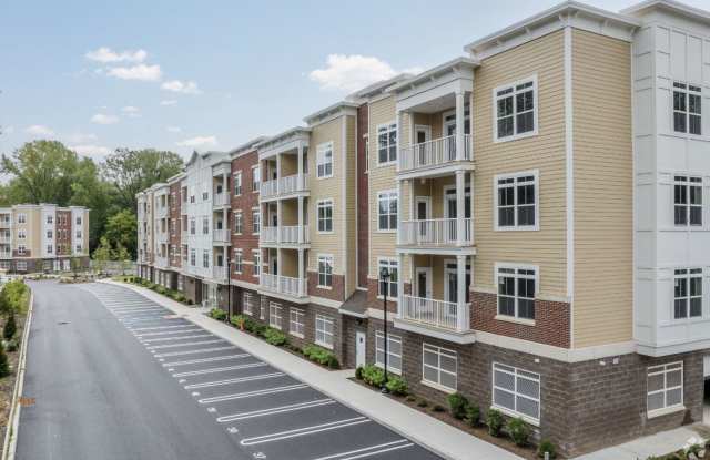 Luxury 1-  2-Bedroom Apartments in Paramus — Balconies, In-Unit Laundry, Pet Friendly - 3 Soldier Hill Road, Paramus, NJ 07652 Luxury 1-  2-Bedroom Apartments in Paramus — Balconies, In-Unit Laundry, Pet Friendly - 3 Soldier Hill Road, Paramus, NJ 07652