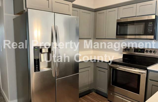 Amazing Condo with Garage - 3871 West 1530 North, Lehi, UT 84043