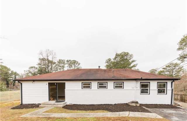 5022 Fairmont Road SE Gallery 1
