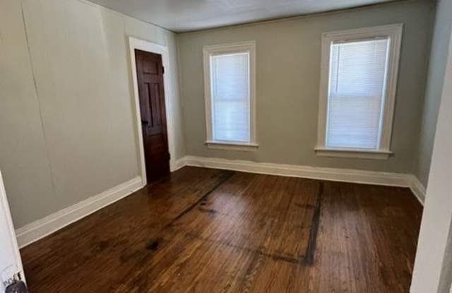 189 Augustine Street - Up Gallery 1