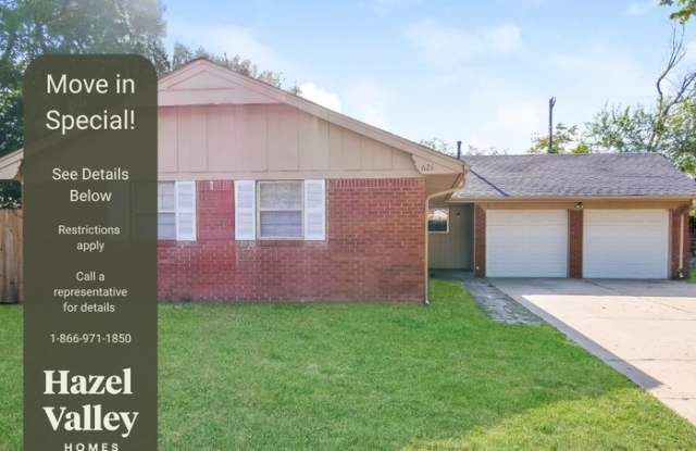 621 Juniper Avenue - 621 Juniper Avenue, Midwest City, OK 73130