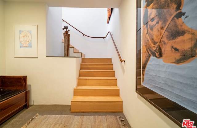 9271 FLICKER Way Gallery 2