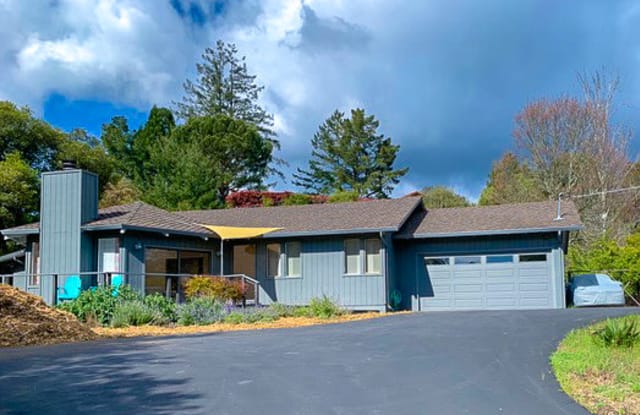 23433 Sunset Dr - 23433 Sunset Drive, Santa Cruz County, CA 95033