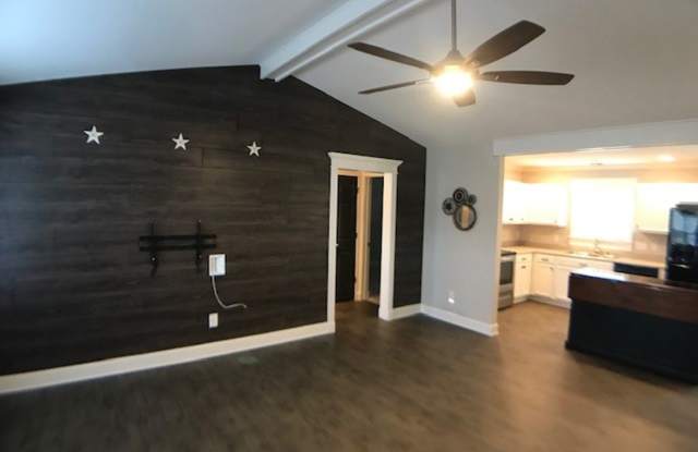 111 Hunter Landing Drive - Available July 31st! Gallery 4