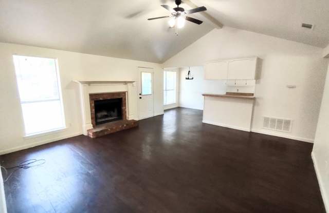 2106 Oak Tree - 2106 Oak Tree Drive, Denton, TX 76209