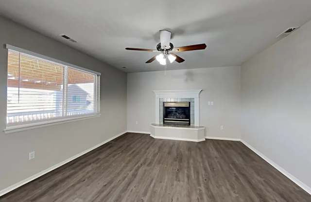 2971 Harrisburg Way Gallery 2