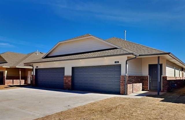 Luxury 3 Bedroom 2 Bathroom Duplex with 2 Car Garage in Bethany, Ok photos photos