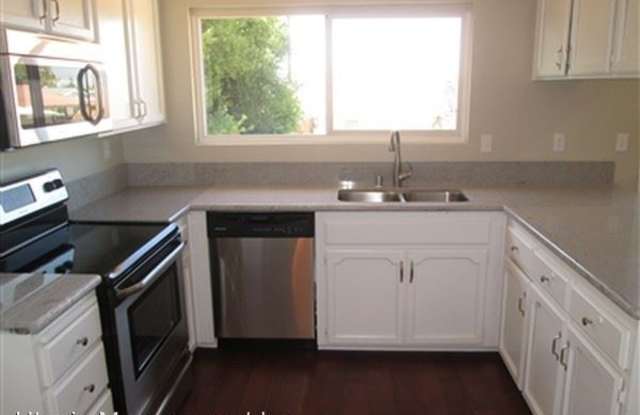 1278 Bates Ln Gallery 2