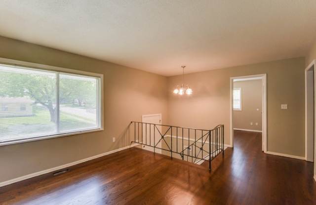 1715 Viking Drive - 1715 N Viking Dr, Jackson County, MO 64058