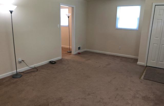12015 ASHLEY DRIVE Gallery 3