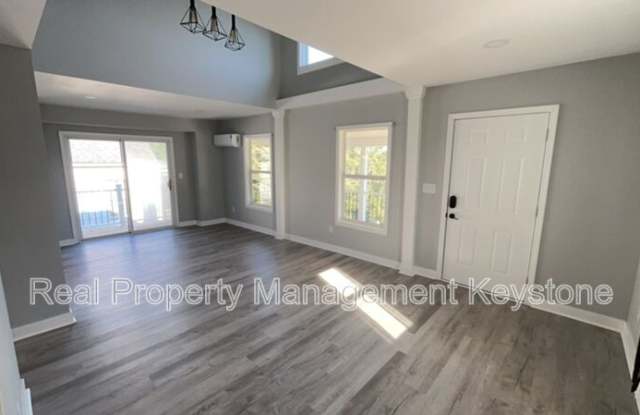 1122 Stock Street photos photos