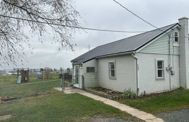 1146 Lancaster Pike - 1146 Lancaster Pike, Lancaster County, PA 17518