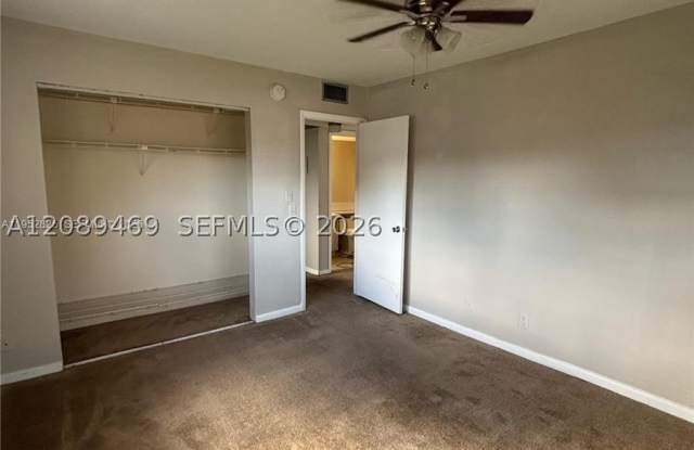 179 Canterbury Gallery 3