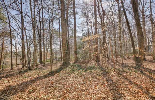 2400 Islandview Dr Gallery 2