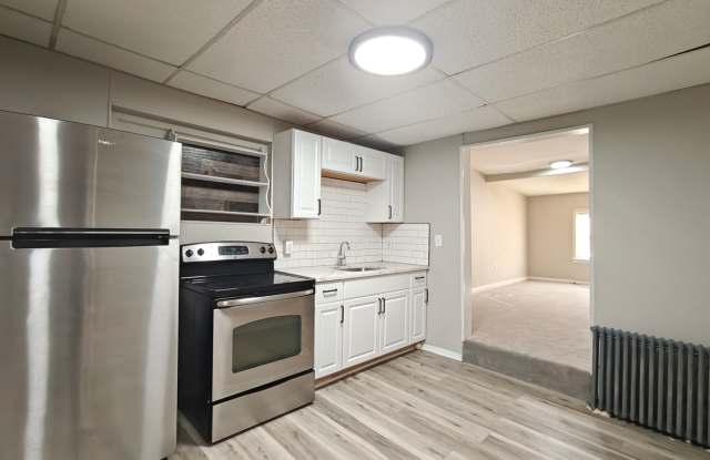 132 S Woodlawn Ave photos photos