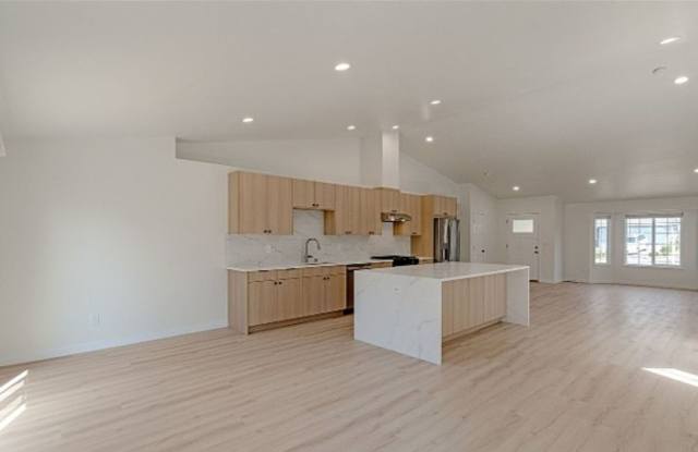 Updated 3-Bed Mountlake Terrace Rambler with Large Fenced Yard Gallery 1