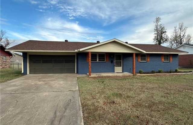 814  S 11th  ST photos photos