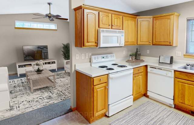 3523 E 11th St photos photos