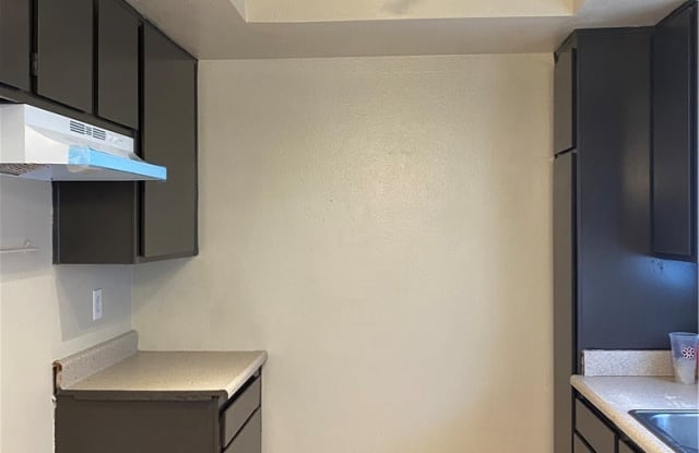 1602 E Fairfield Court Gallery 3