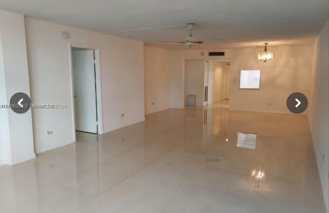 445 NE 195th St photos photos