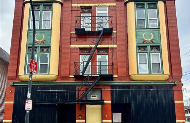 236 Massachusetts Avenue unit: 5 photos photos