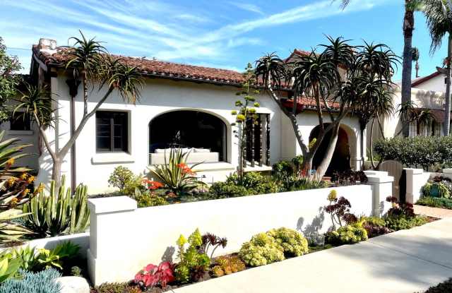 Fully Furnished Stunning Spanish Style 2 Bedroom Belmont Heights House - 282 Argonne Avenue, Long Beach, CA 90803