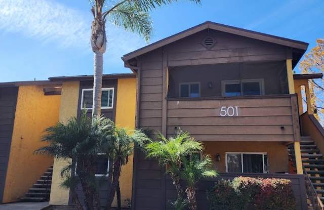 2 Bedroom/2 Bath Upper Unit Oceanside Condo - 501 Calle Montecito, Oceanside, CA 92057