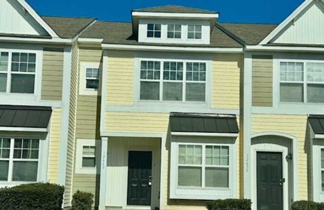 12660 Persimmon Tree Drive photos photos