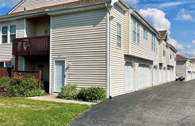 4001 Whispering Hills Gallery 2