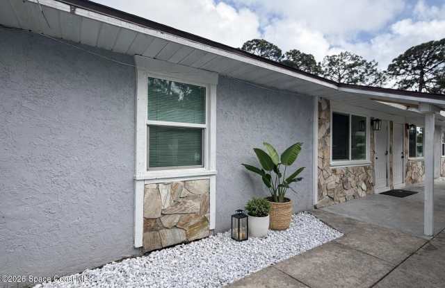 306 Palm Avenue Gallery 1
