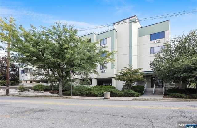 850 Main Street - 850 Main Street, Hackensack, NJ 07601 850 Main Street - 850 Main Street, Hackensack, NJ 07601