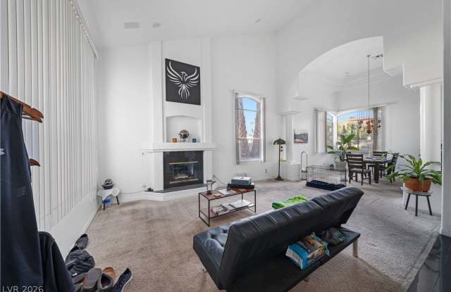 8013 Shorecrest Drive Gallery 3