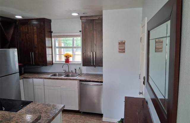 1584 Kelly Road photos photos